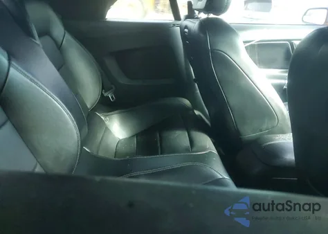 2016 Ford Mustang из США, поврежденный, VIN 1FATP8UH7G5291316